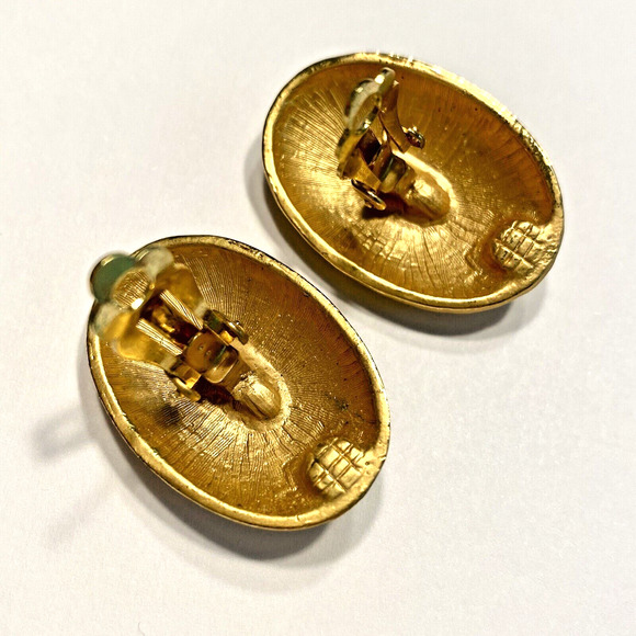Clip On Earrings Chunky Gold Textured Ovals Y2K Boss Lady Mod Floral Rhinestones - Picture 7 of 7